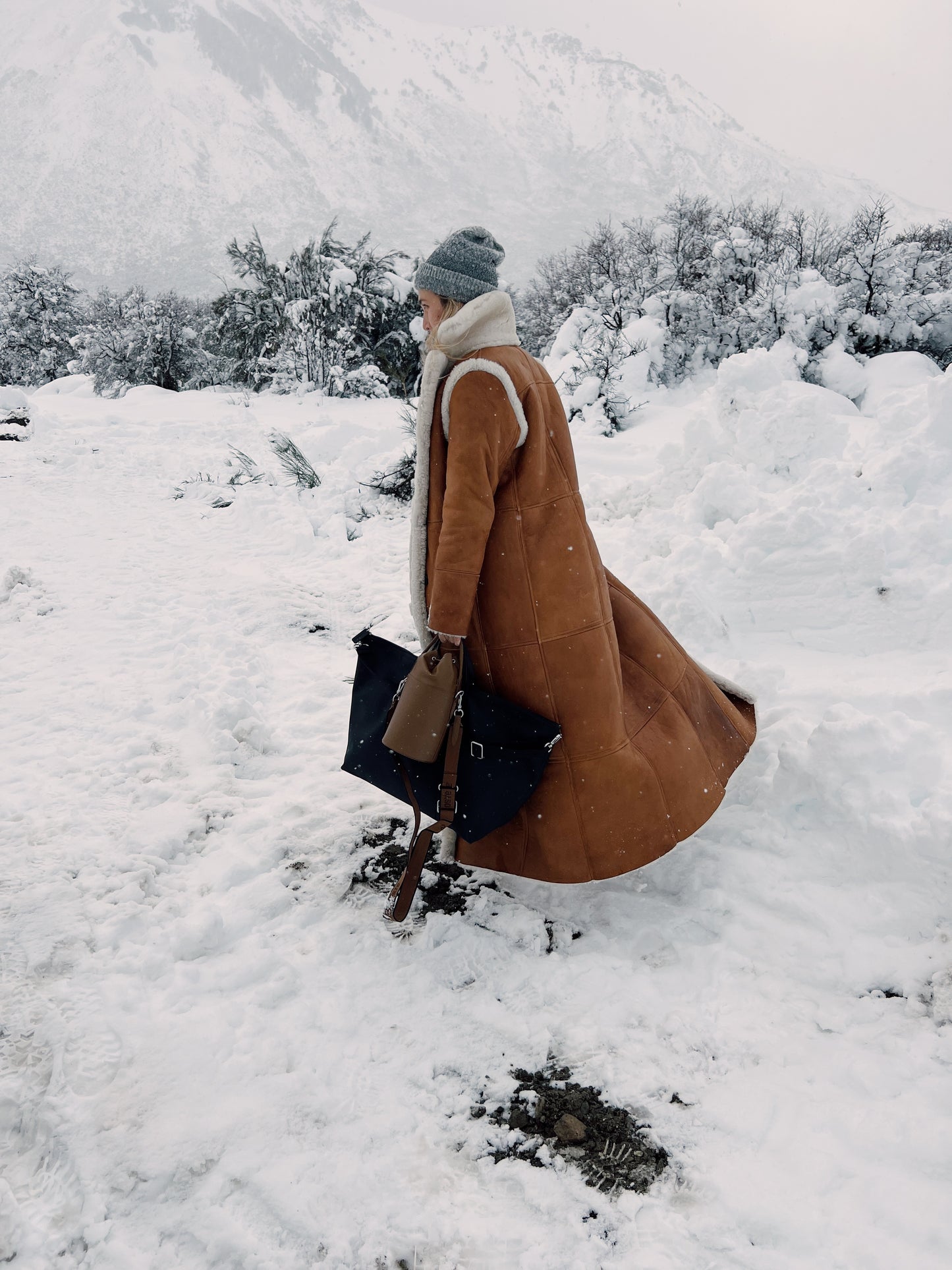 NEON LONG COAT LIGHTBROWN